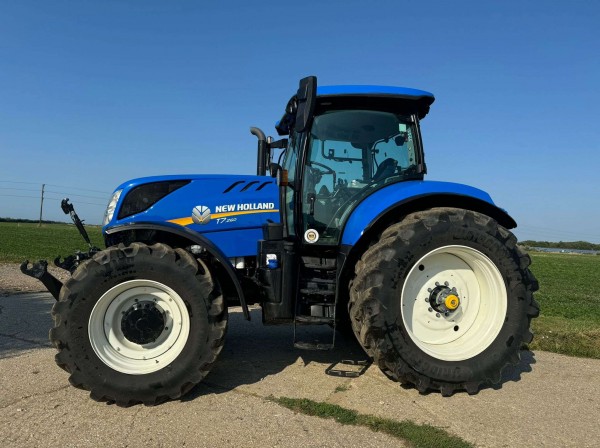 New Holland T6030